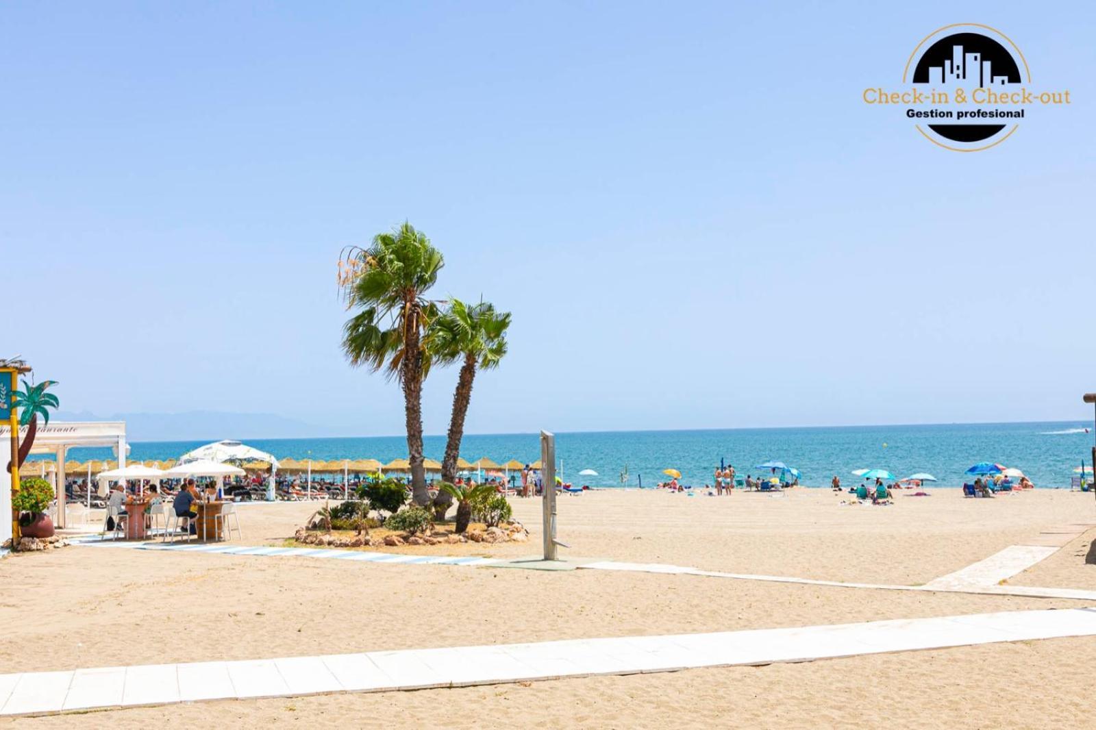 El Bajondillo Beach A 30 Metros De La Playa 토레몰리노스 외부 사진